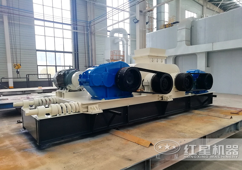 小型液壓對輥破碎機(jī)常用型號及價(jià)格，提供現(xiàn)場視頻